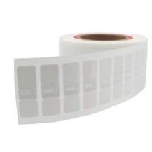 Metal Skin® Platinum 60 Flag – Inteligentne etykiety RFID dla płynów i zakrzywionych powierzchni