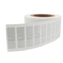 Metal Skin® Platinum 60 Flag – Inteligentne etykiety RFID dla płynów i zakrzywionych powierzchni